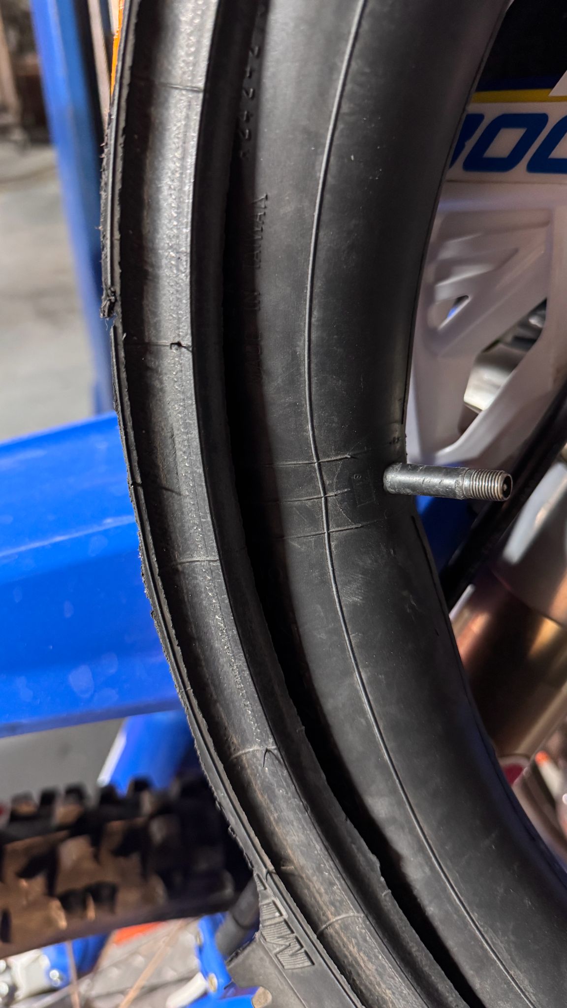 BGR Tires Contact Tire system Insert